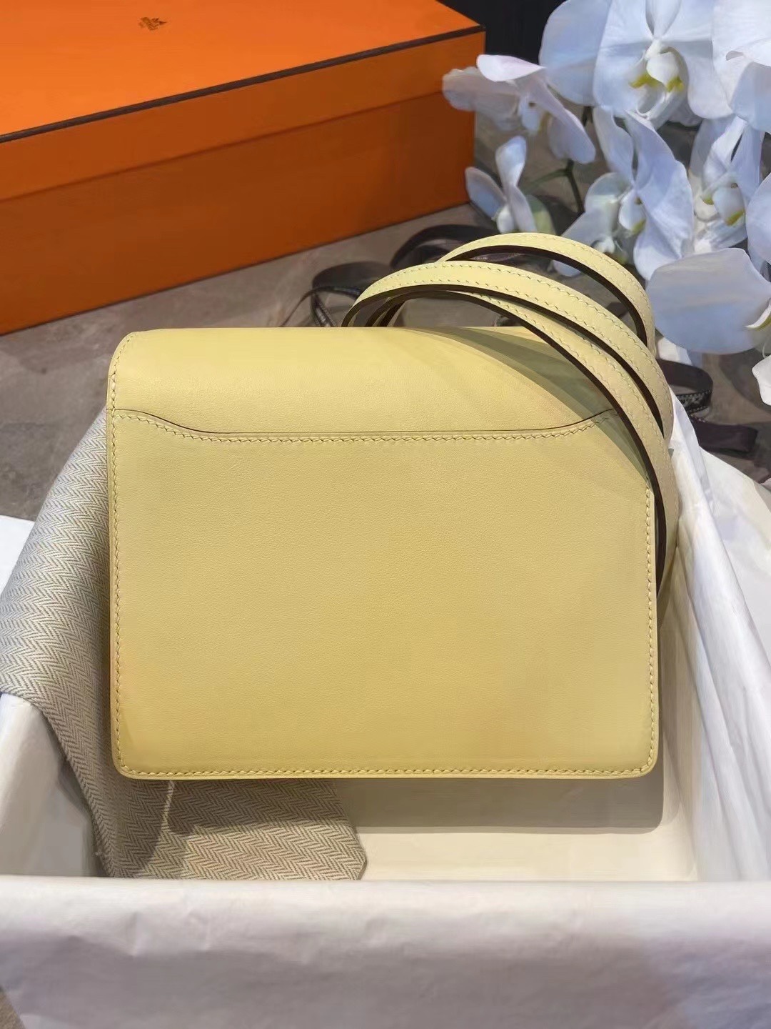 에르메스 룰리스18 옐로우 금장 스위프트